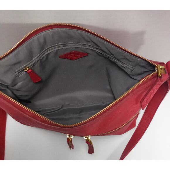 Fossil Red Leather with adjustable shoulder strap - Picture 4 of 5